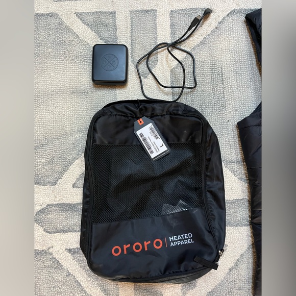 Ororo men’s size large black heated vest. Excellent condition. $75 - Picture 2 of 3